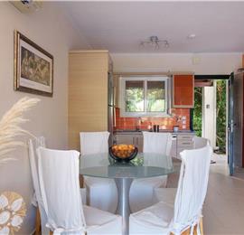 3 bedroom villa with pool and sea views in Barbati, Corfu, sleeps 8